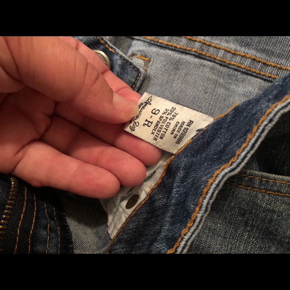 American Rag Jeans - Picture 3 of 6